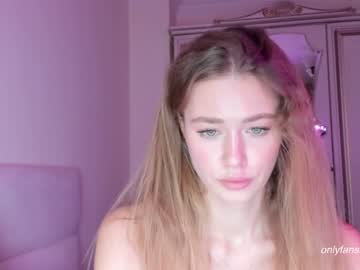 webcam girl oksanafedorova live cam image #526197