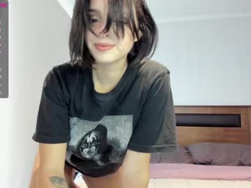 webcam girl yourfreakygirl live cam image #4356487