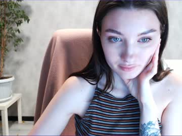 webcam girl _maryann_ live cam image #1258645