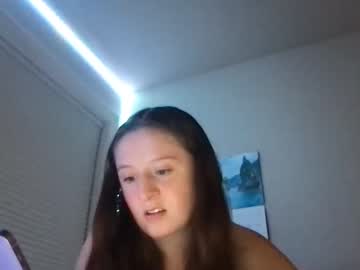 webcam girl emmababydolls live cam image #2661367