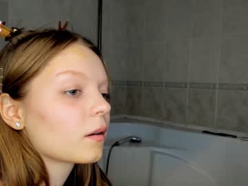 webcam girl whitneyharriss live cam image #6069614