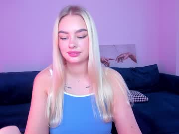 webcam girl 8a8y_nura live cam image #2195953