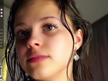 webcam girl a_whole_eternity live cam image #6812047