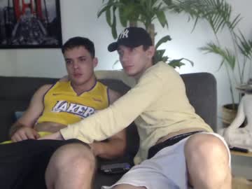 webcam man fratguysonline live cam image #1763541