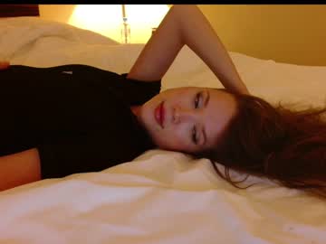 webcam girl bitter_moon live cam image #4828951