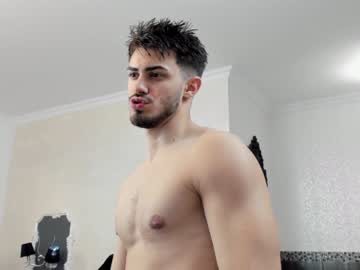webcam man wilsonjules live cam image #4450301