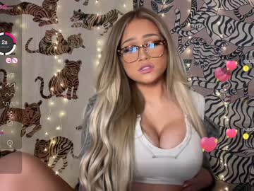 webcam girl ari_02 live cam image #5157908