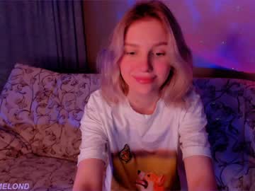 webcam girl melondama live cam image #3254240