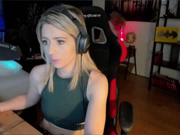 webcam girl kimilee22 live cam image #4835893