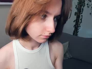 webcam girl forbidden_fruity live cam image #7115381