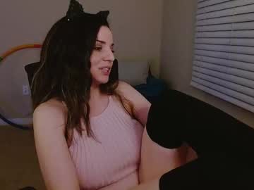 webcam girl thekittykatbar live cam image #6172624