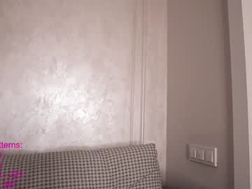 webcam girl lindamei live cam image #2978445