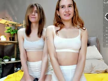webcam couple sansa_sally live cam image #5683922
