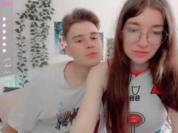 webcam couple alicekaneky_xx live cam image #1979754