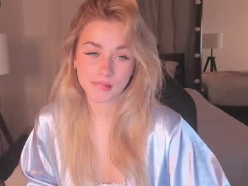 webcam girl adorieyes live cam image #841069