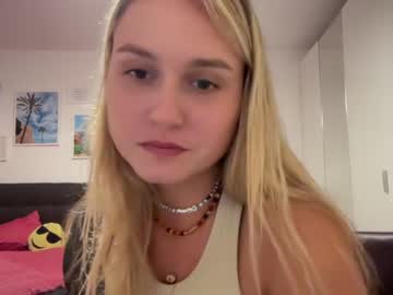 webcam girl sarahsapling live cam image #5572534