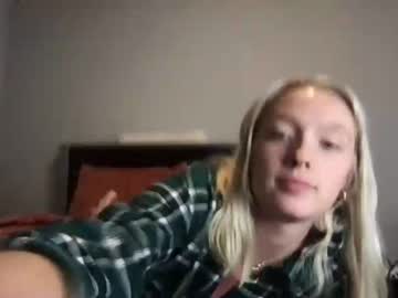 webcam girl juliette_mintxxx live cam image #2566076