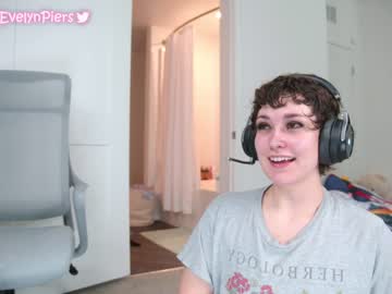 webcam girl evelynpiers live cam image #1735354