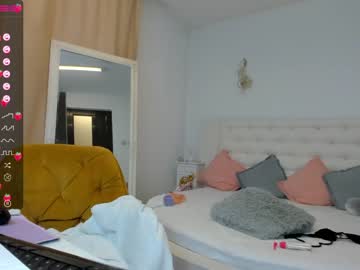 webcam girl dariaa_doll live cam image #4765687