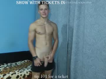 webcam man hogrider192 live cam image #5321743