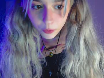 webcam girl holymollylight live cam image #117777