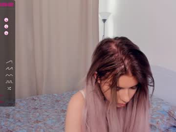 webcam girl elfas_cute live cam image #4895953