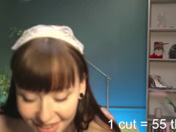webcam girl ella_knockers_xl live cam image #1615208