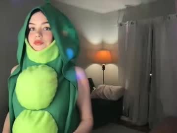 webcam girl littlesugarpea live cam image #5940941