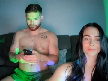 webcam couple pineapples2022 live cam image #1820388