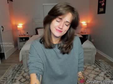 webcam girl kayribbons live cam image #981502