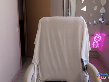 webcam girl lily_ewing live cam image #5089366