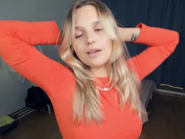 webcam girl melissakissaa live cam image #5095422
