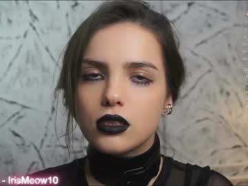 webcam couple emiliacourtney live cam image #6003565