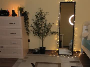 webcam girl ella_flar_ live cam image #2865987