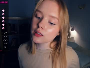 webcam girl sun_shiiine live cam image #4206789