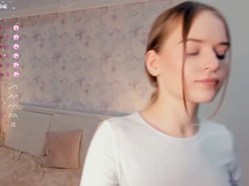 webcam girl emelianae live cam image #6357220