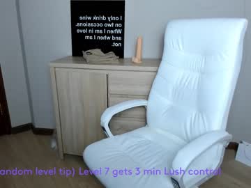 webcam girl loko_chi live cam image #1946947