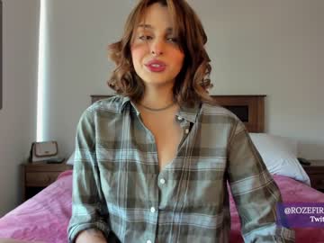 webcam girl yourfreakygirl live cam image #1014016