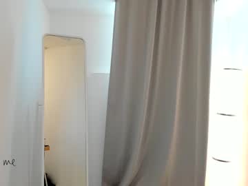 webcam girl my_parisss live cam image #3135057