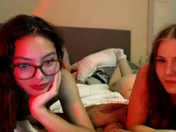 webcam girl emilytaylorxo live cam image #4773330