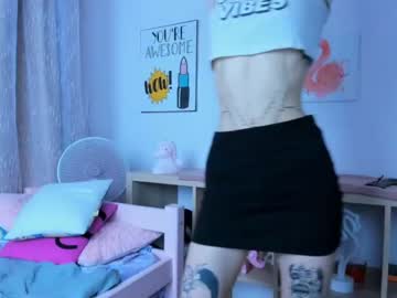 webcam girl erika__lodge live cam image #2342440