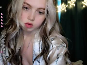 webcam girl small_blondee live cam image #5161653