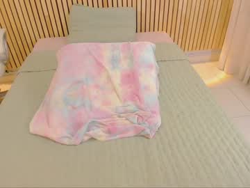 webcam girl little_effy18 live cam image #5796393