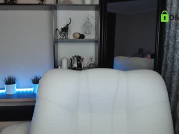 webcam girl adrykilly live cam image #280057