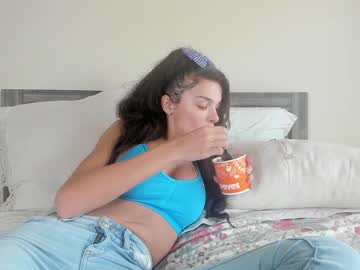 webcam tranny bigdicktrannynicole live cam image #2473113