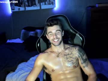 webcam man theufcfan_8181 live cam image #192210