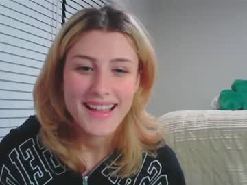 webcam girl briadominick live cam image #6974002