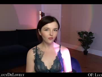 webcam girl lucydelovely live cam image #2552841