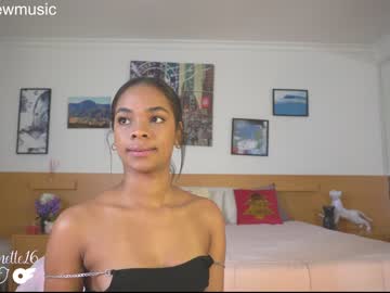 webcam girl camilitasu live cam image #3384925