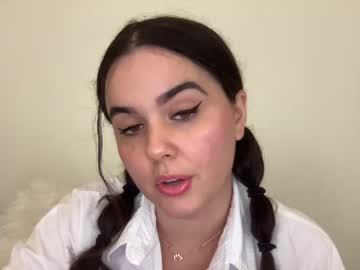 webcam girl gia_is_horny live cam image #5633776